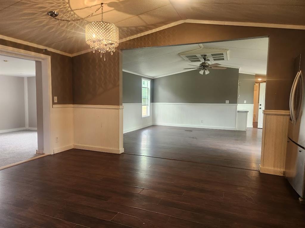 5826 W 2nd Street, Sheridan, Texas image 20
