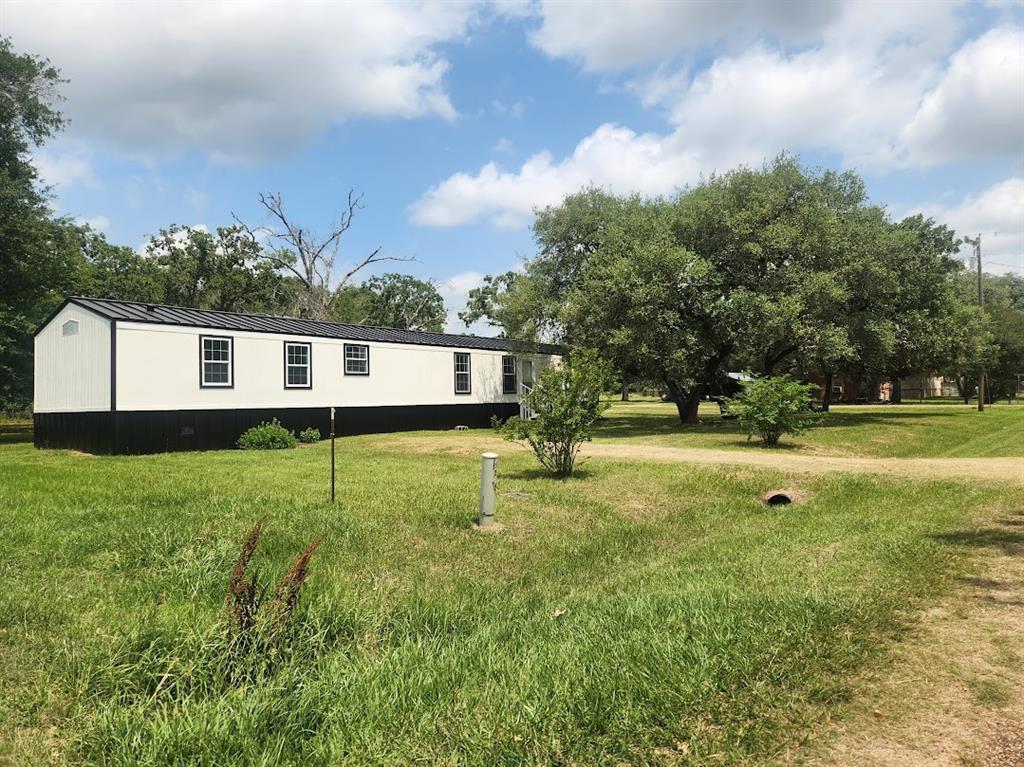 5826 W 2nd Street, Sheridan, Texas image 31