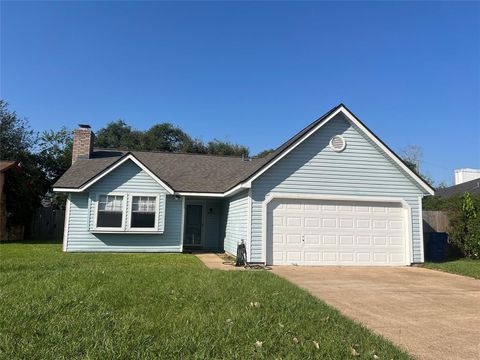 A home in Angleton