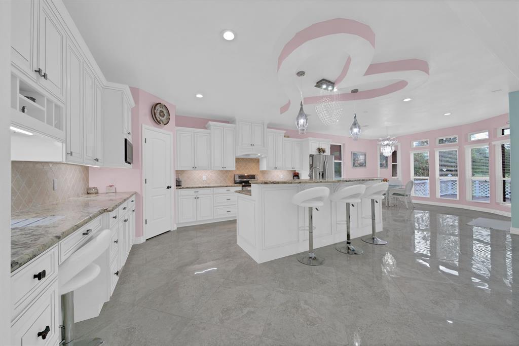 9942 RAMZI DRIVE
