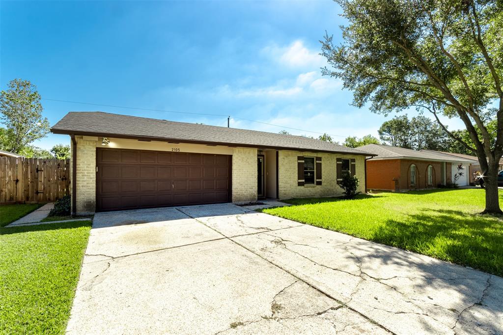 2105 Meadow Lark Lane, La Porte, Texas image 39