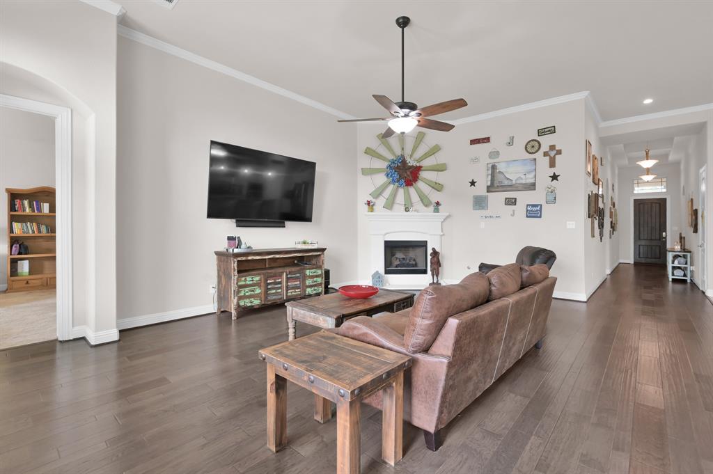 9103 Lacombe Lane, Tomball, Texas image 12