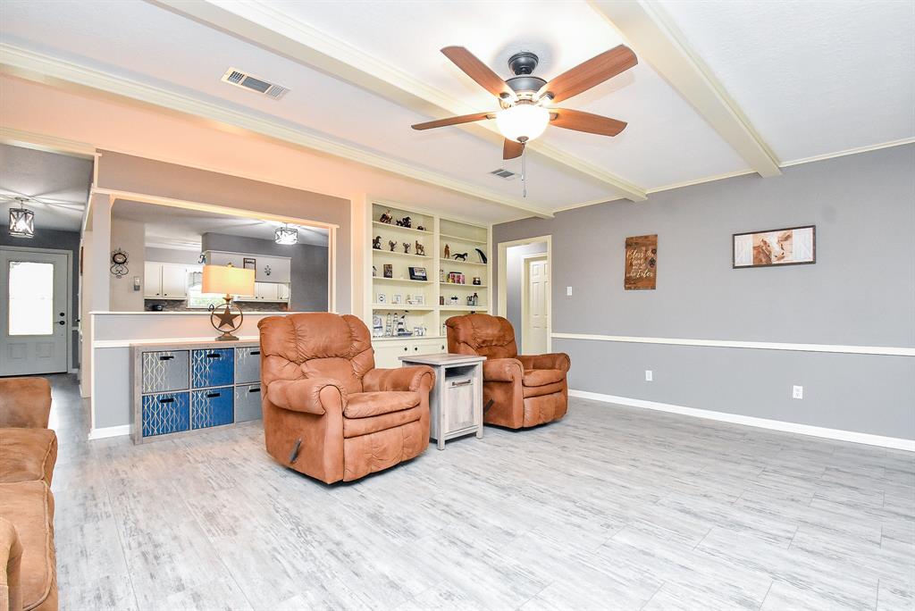 466 Emanuel Road, Goodrich, Texas image 15