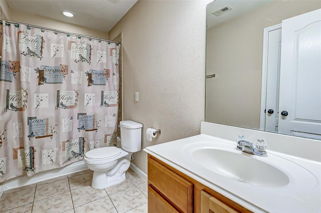 16107 Sweetwater Fields Lane #B1, Tomball, Texas image 30