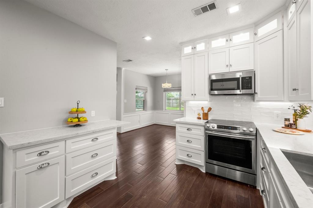16907 Misty Creek Drive, Spring, Texas image 11