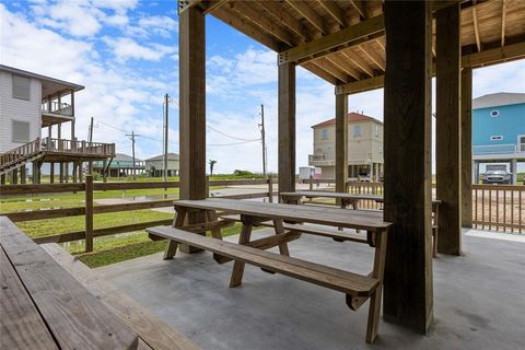 A home in Port Bolivar