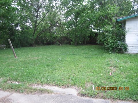 Photo of 3534 Mainer Street, Houston, TX 77021 (MLS # 14863977)