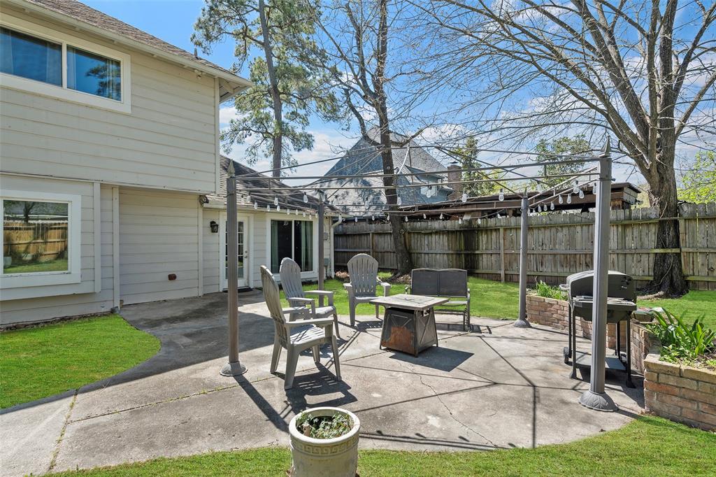 6910 King Arthur Court, Spring, Texas image 32