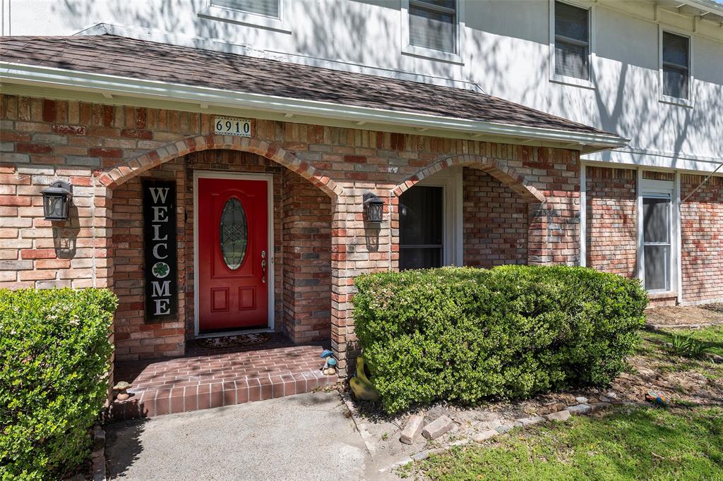 6910 King Arthur Court, Spring, Texas image 3
