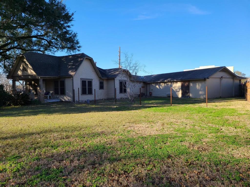 942 Rouse Avenue, Brookshire, Texas image 3