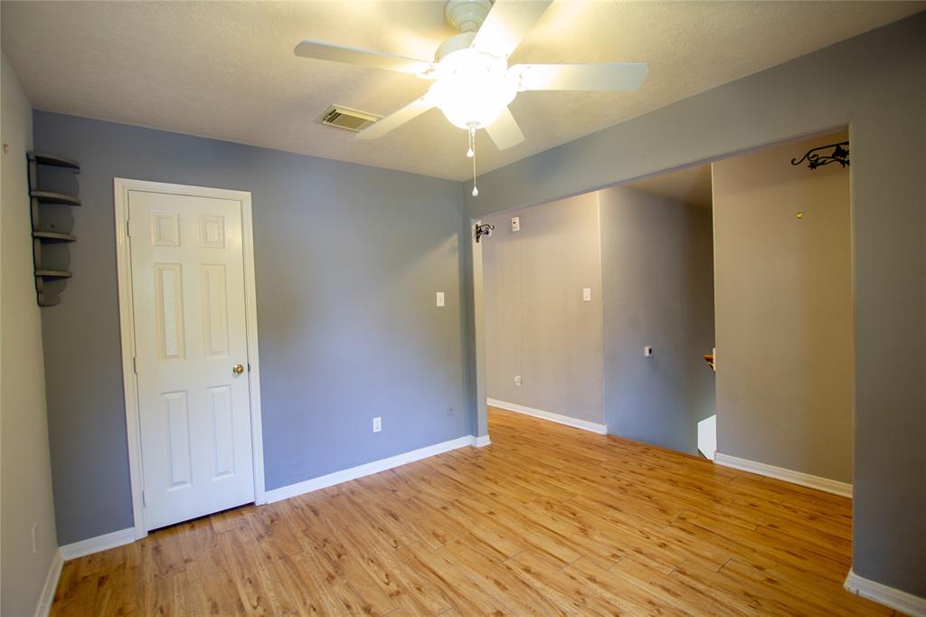 1610 Trail Forest Court, Houston, Texas image 29