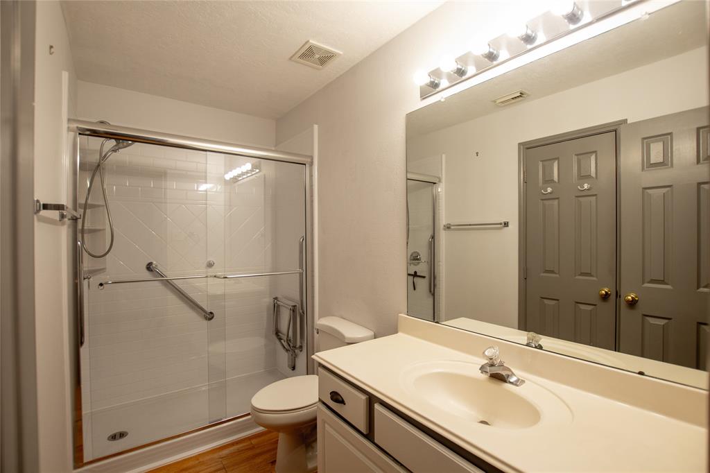 1610 Trail Forest Court, Houston, Texas image 24