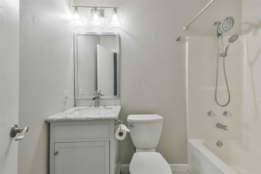 150 Maurine Lane, Cleveland, Texas image 25
