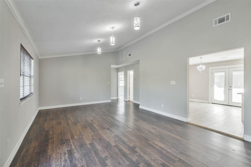 150 Maurine Lane, Cleveland, Texas image 7