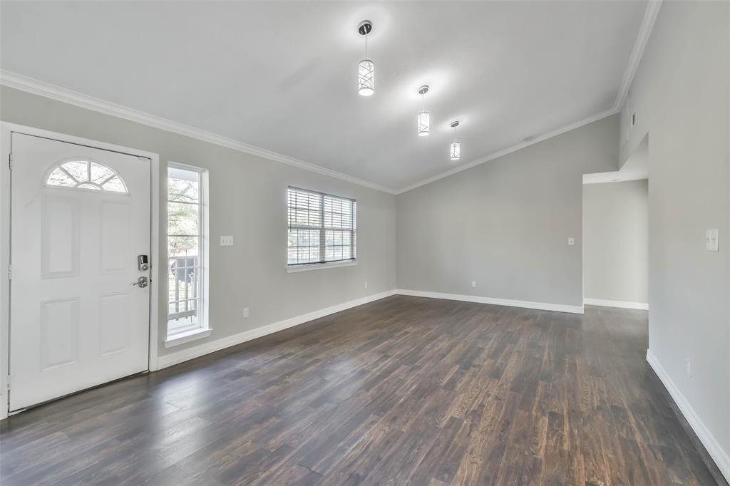 150 Maurine Lane, Cleveland, Texas image 8