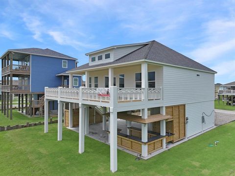 A home in Crystal Beach