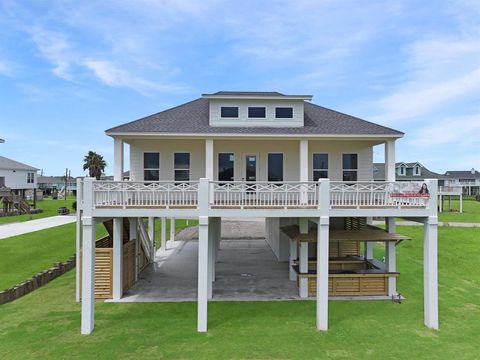 A home in Crystal Beach