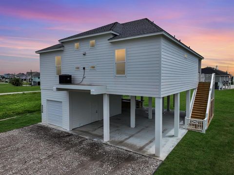 A home in Crystal Beach