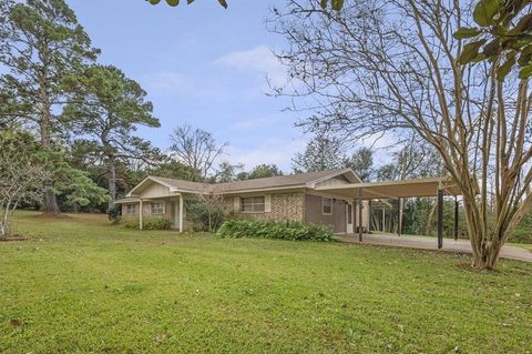 A home in Chireno