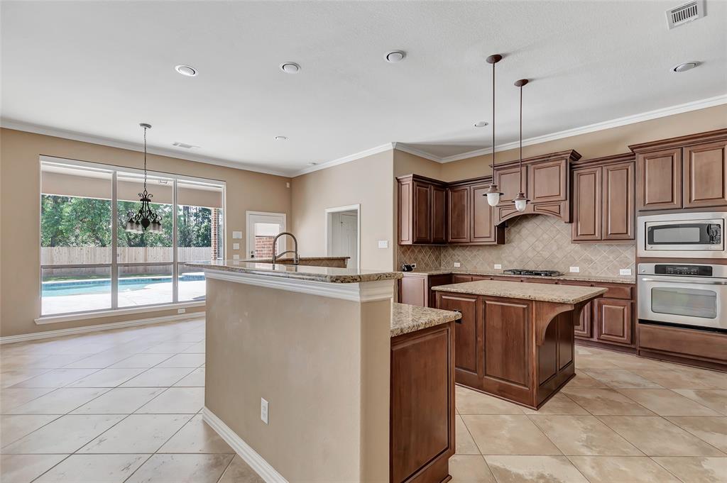 11822 Bandera Creek Lane, Humble, Texas image 25