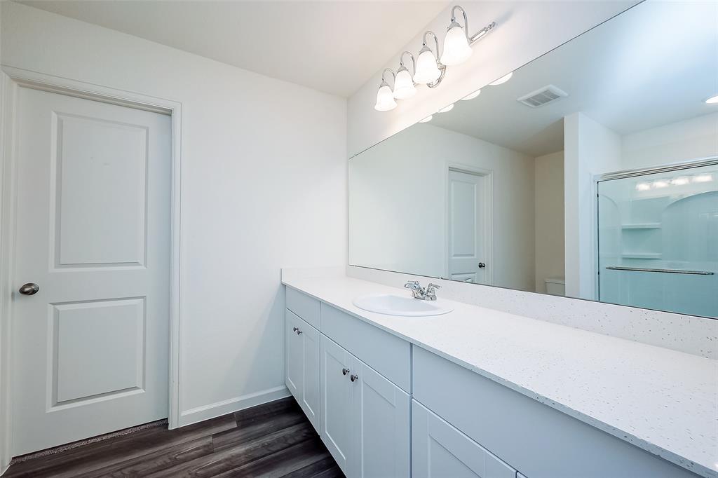 5811 Capri Forest Drive, Katy, Texas image 11