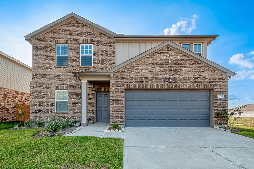 5811 Capri Forest Drive, Katy, Texas image 1