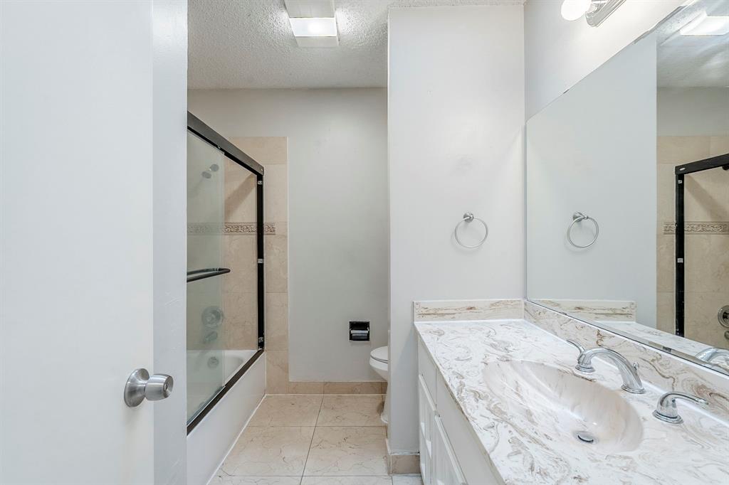 5303 Quail Tree Lane, Humble, Texas image 23