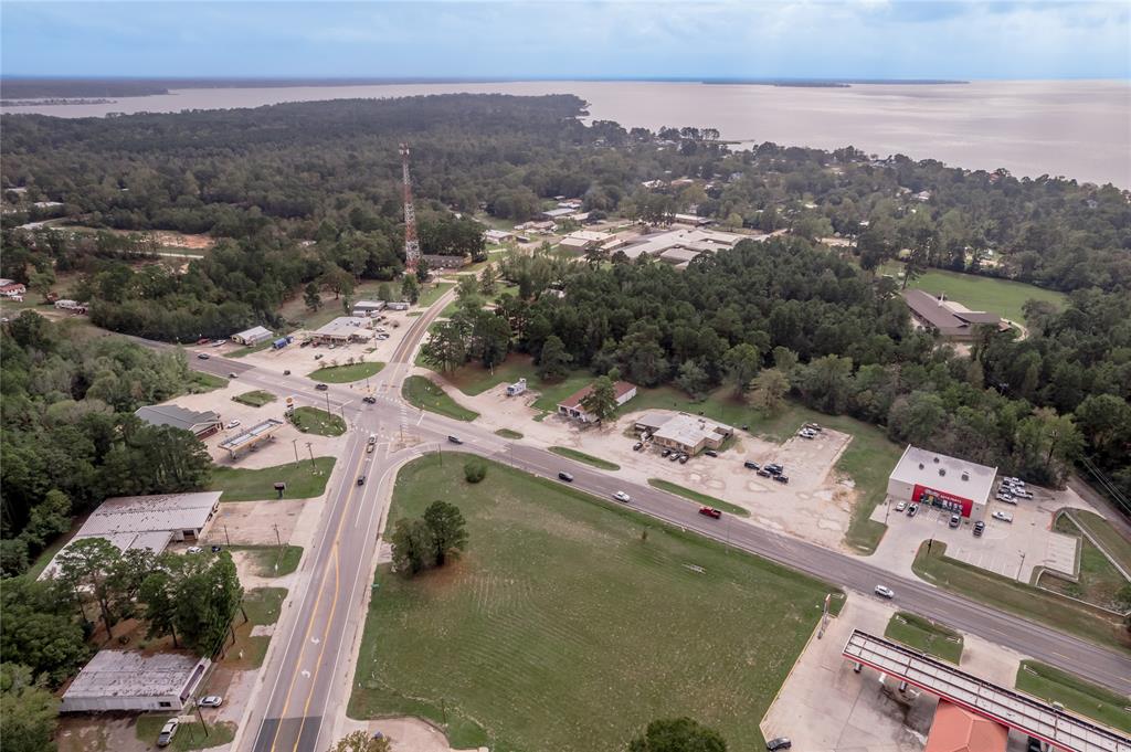 NA Us-190, Onalaska, Texas image 6