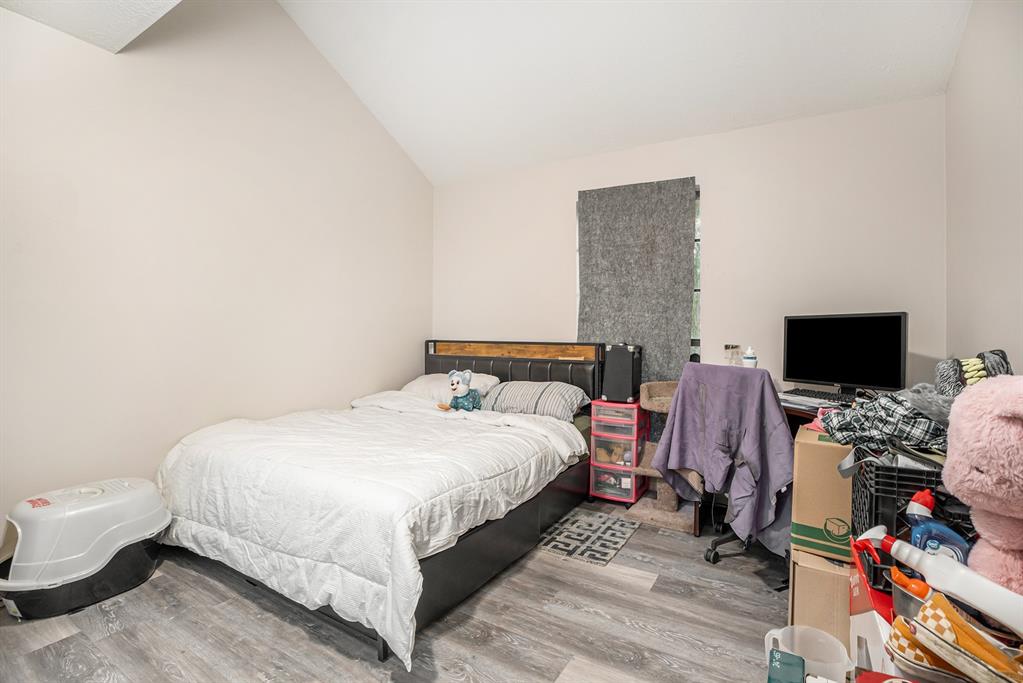 25615 Running Water Drive, Huffman, Texas image 13
