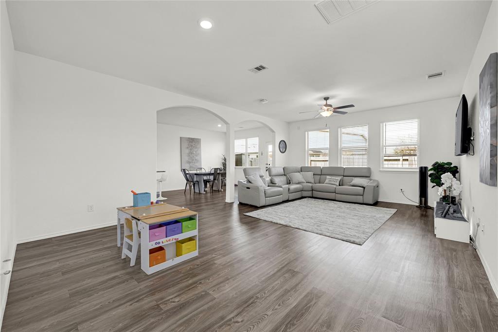 9847 Copper Ranch Trail, Richmond, Texas image 7