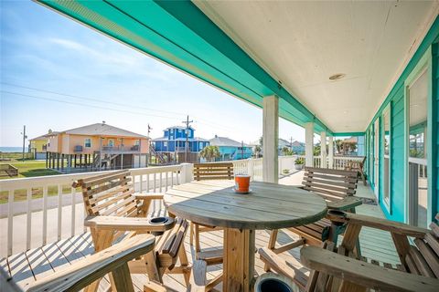 A home in Crystal Beach