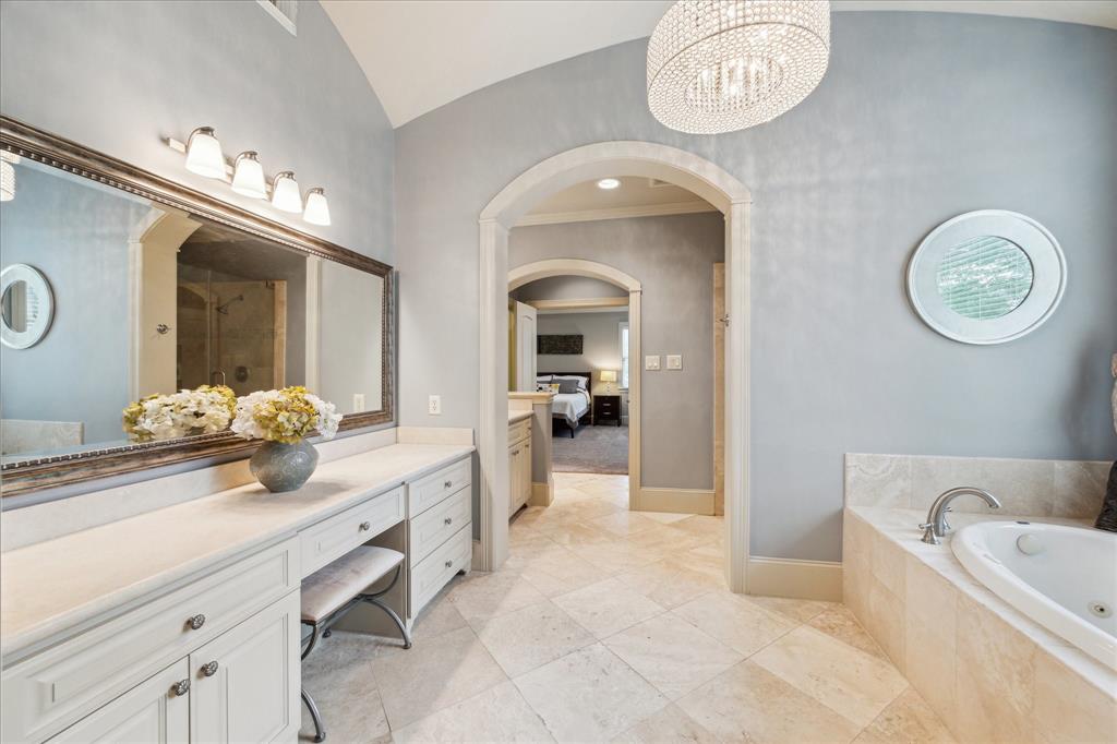12823 Tosca Lane, Houston, Texas image 24