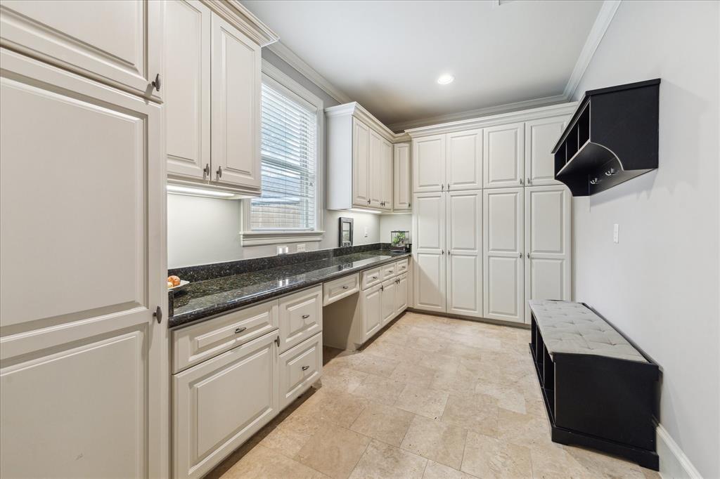 12823 Tosca Lane, Houston, Texas image 19