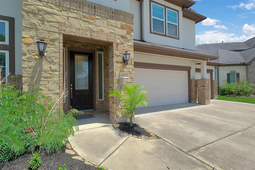 6323 Grand Summit Court, Katy, Texas image 5