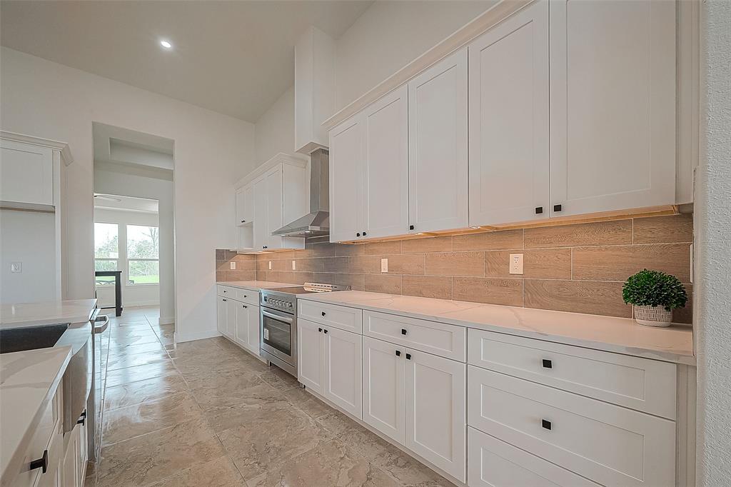 1093 County Road 2285