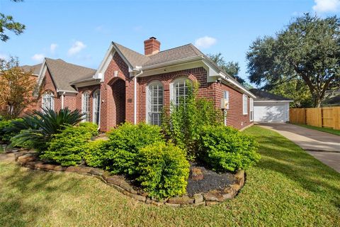 A home in League City