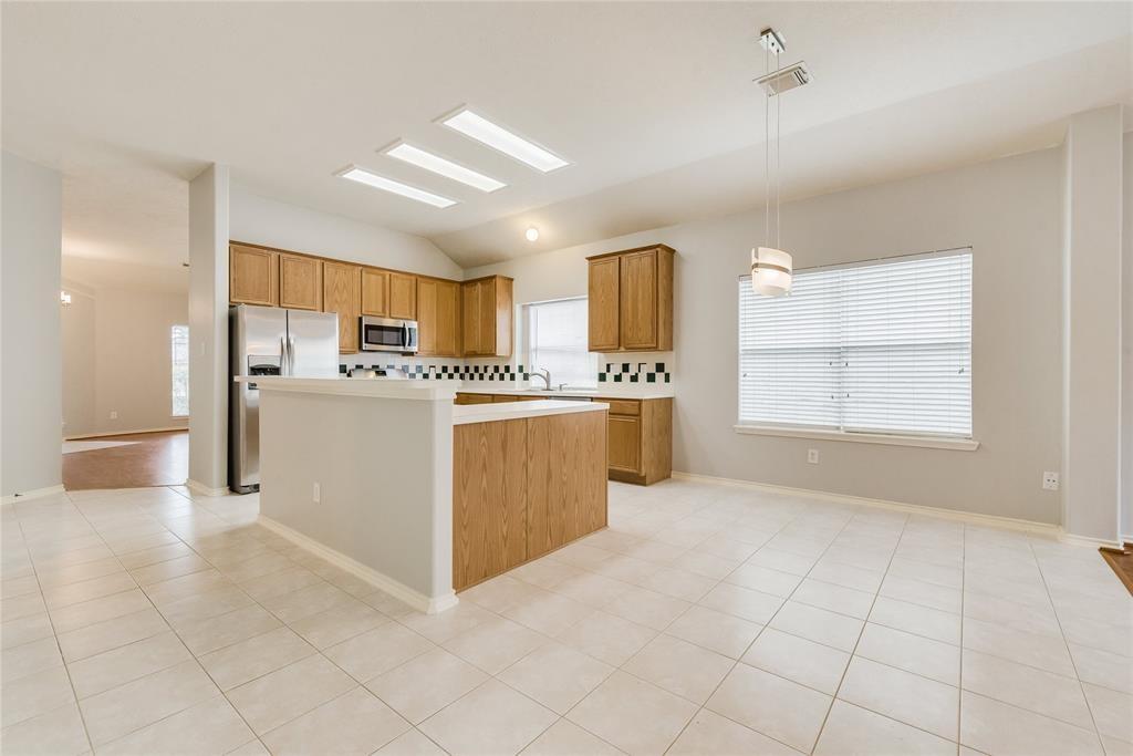 3402 Pebble Beach Lane, Pearland, Texas image 15