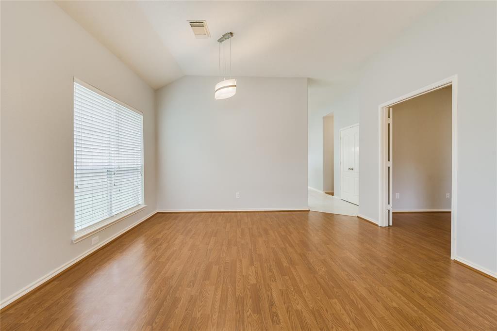 3402 Pebble Beach Lane, Pearland, Texas image 4