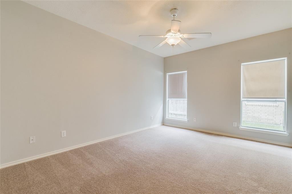 3402 Pebble Beach Lane, Pearland, Texas image 34