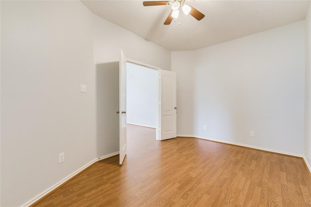 3402 Pebble Beach Lane, Pearland, Texas image 7