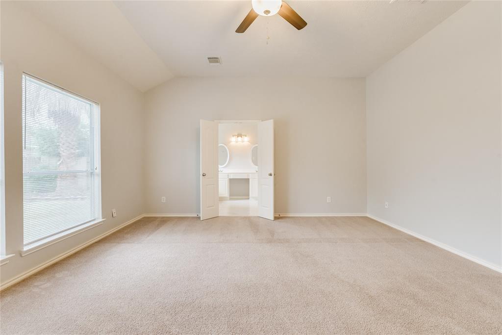 3402 Pebble Beach Lane, Pearland, Texas image 21