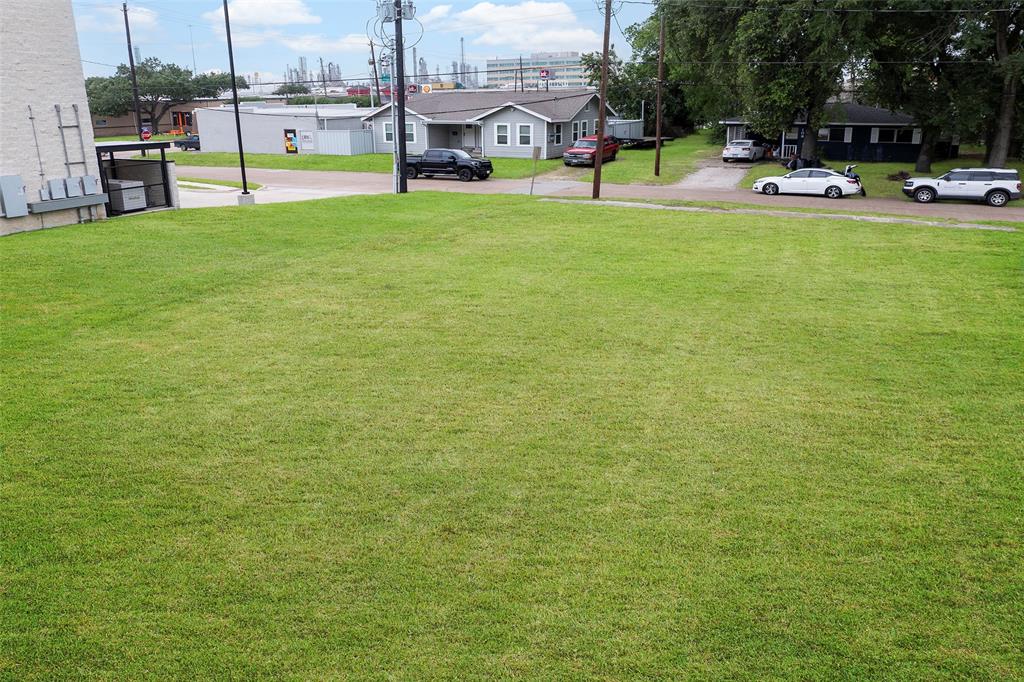 114 E 2nd Street, Deer Park, Texas image 9