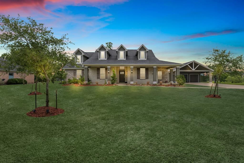 303 Cavalry Trail Drive, Rosharon, Texas image 1