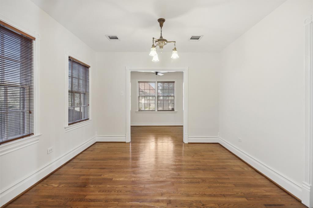 645 E 7th 1/2 Street, Houston, Texas image 17