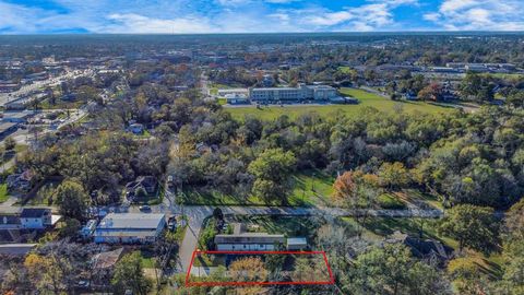 A home in Conroe