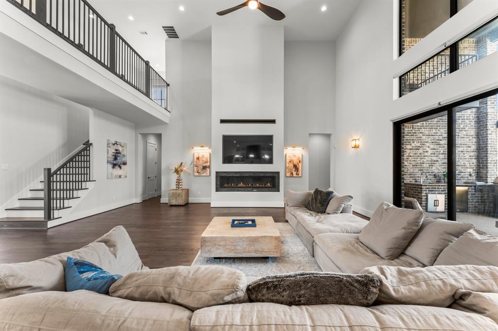 10411 E Rio Grande River Drive, Cypress, Texas image 12