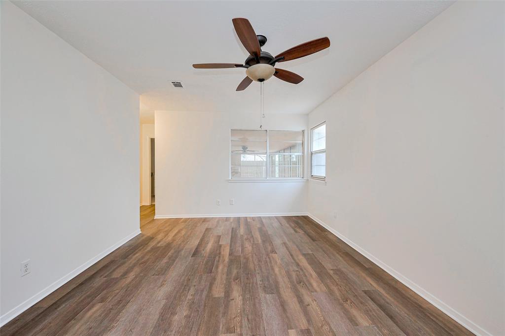 217 Oakwood Street, League City, Texas image 28