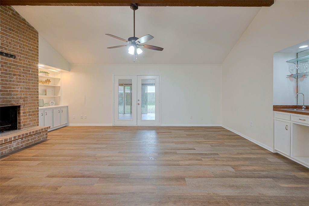 217 Oakwood Street, League City, Texas image 8