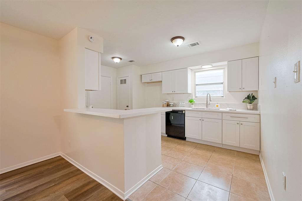 217 Oakwood Street, League City, Texas image 19
