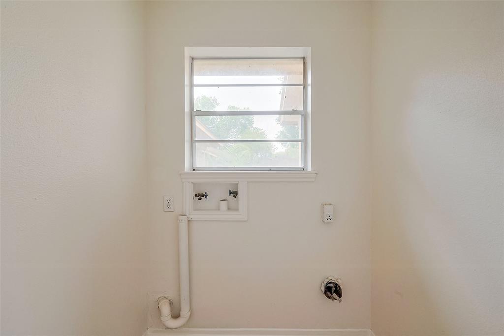 217 Oakwood Street, League City, Texas image 20
